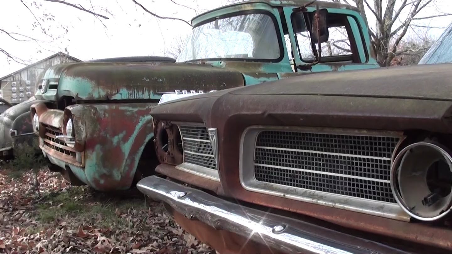 Junk Cars Mountain Park